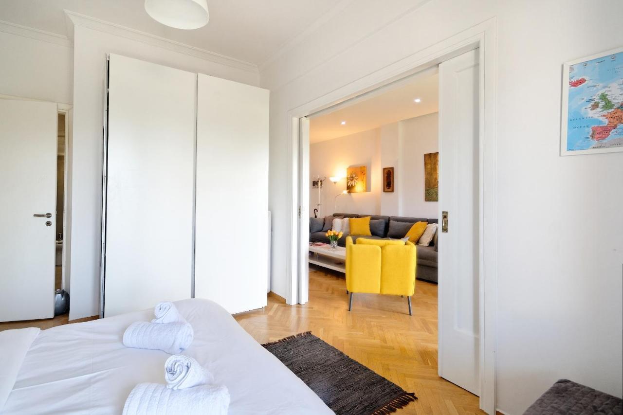 Glyfada Breeze Apartments Athens Exterior photo