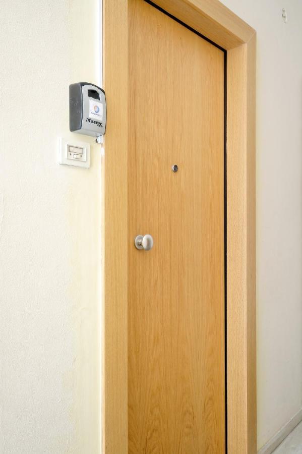 Glyfada Breeze Apartments Athens Exterior photo