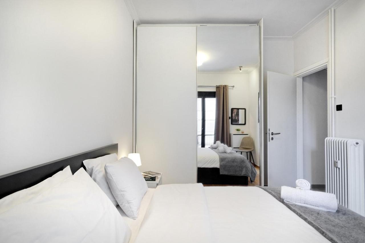 Glyfada Breeze Apartments Athens Exterior photo